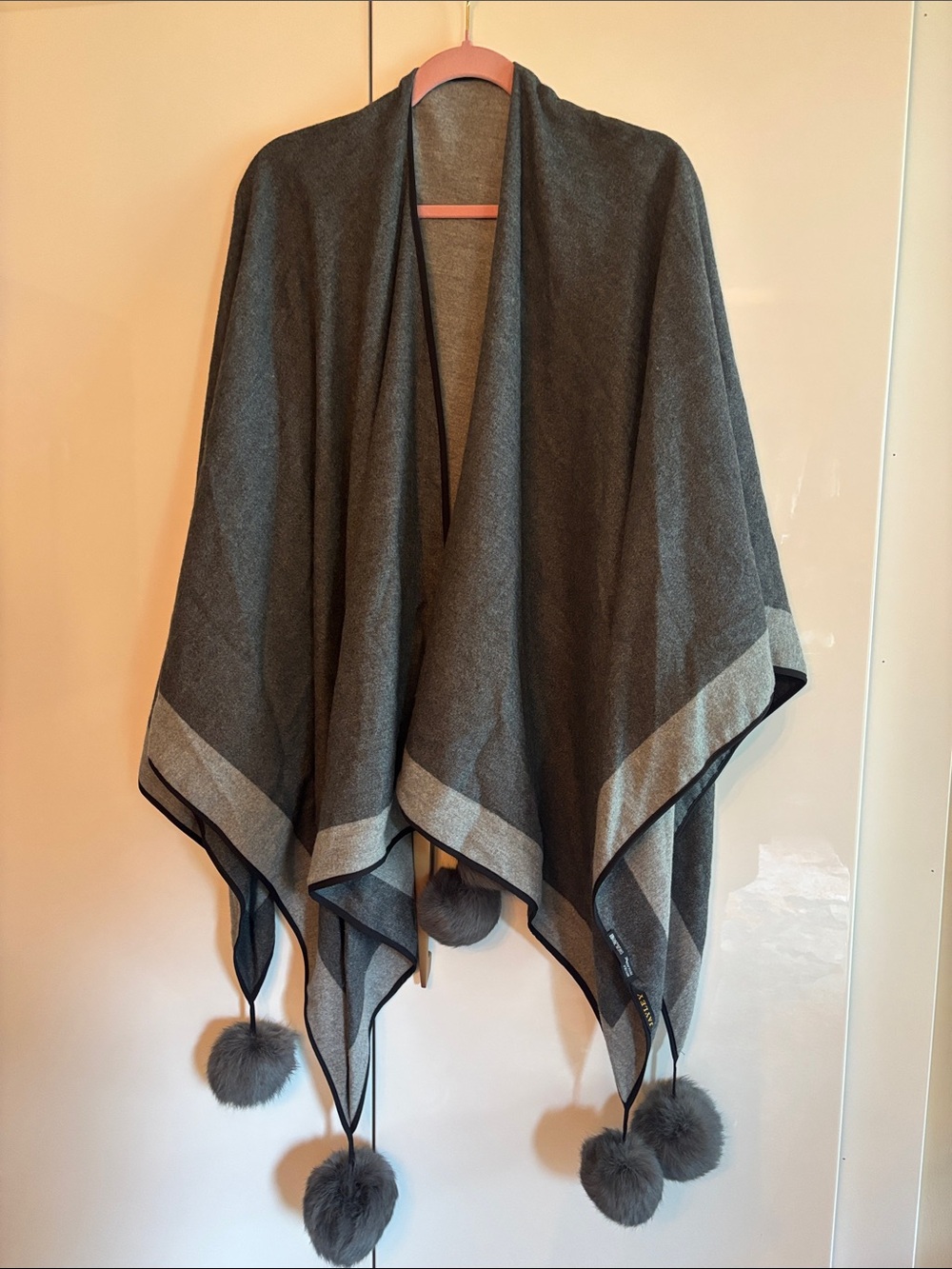 Women's Gray Pom-Pom Trim Shawl Cape